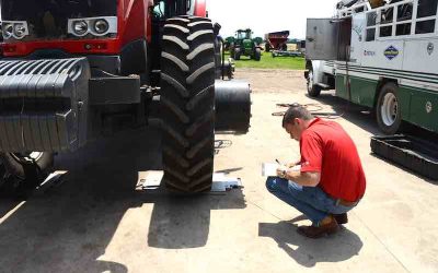 How to Prepare to Sell Farm Equipment in an Online Auction